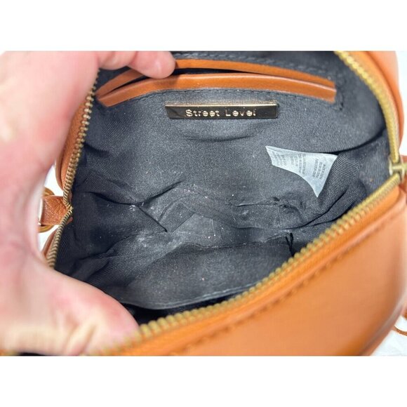 Street Level Circular Woven Crossbody Purses - Picture 11 of 16